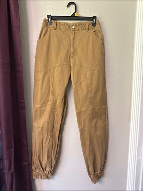 B4/3 Tiger Mist women’s Camel Joggers Size Medium